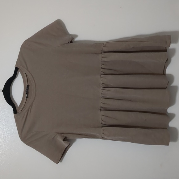 Zara Tops - Zara Babydoll T-shirt